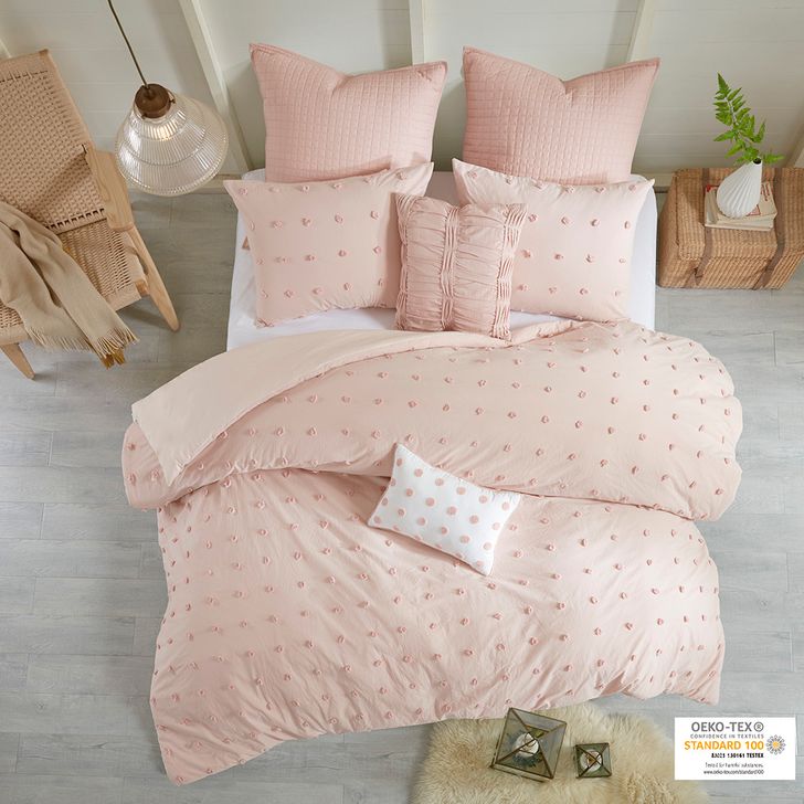 The appearance of Brooklyn 5 Piece Cotton Jacquard Twin Duvet Set In Pink designed by Olliix in the modern / contemporary interior design. This pink piece of furniture  was selected by 1StopBedrooms from Brooklyn Collection to add a touch of cosiness and style into your home. Sku: UH12-0207. Material: Polyester. Bed Size: Twin. Product Type: Duvet Set. Image1