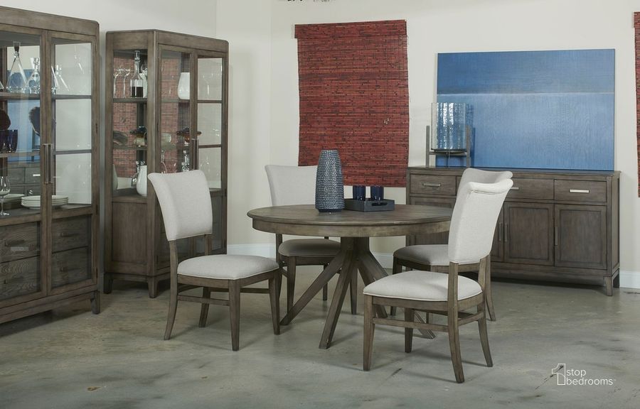 The appearance of Cascade Murphy Round Dining Room Set designed by Kincaid in the transitional interior design. This sable piece of furniture  was selected by 1StopBedrooms from Cascade Collection to add a touch of cosiness and style into your home. Sku: 863-701P;863-636. Table Base Style: Trestle. Table Top Shape: Round. Material: Wood. Product Type: Dining Room Set. Image1
