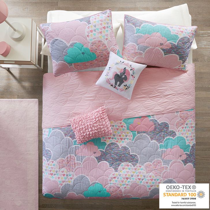 The appearance of Cloud Cotton Printed 5Pcs Queen Coverlet Set In Pink designed by Olliix in the transitional interior design. This pink piece of furniture  was selected by 1StopBedrooms from Cloud Collection to add a touch of cosiness and style into your home. Sku: UHK13-0016. Material: Polyester. Bed Size: Queen. Product Type: Coverlet Set. Image1