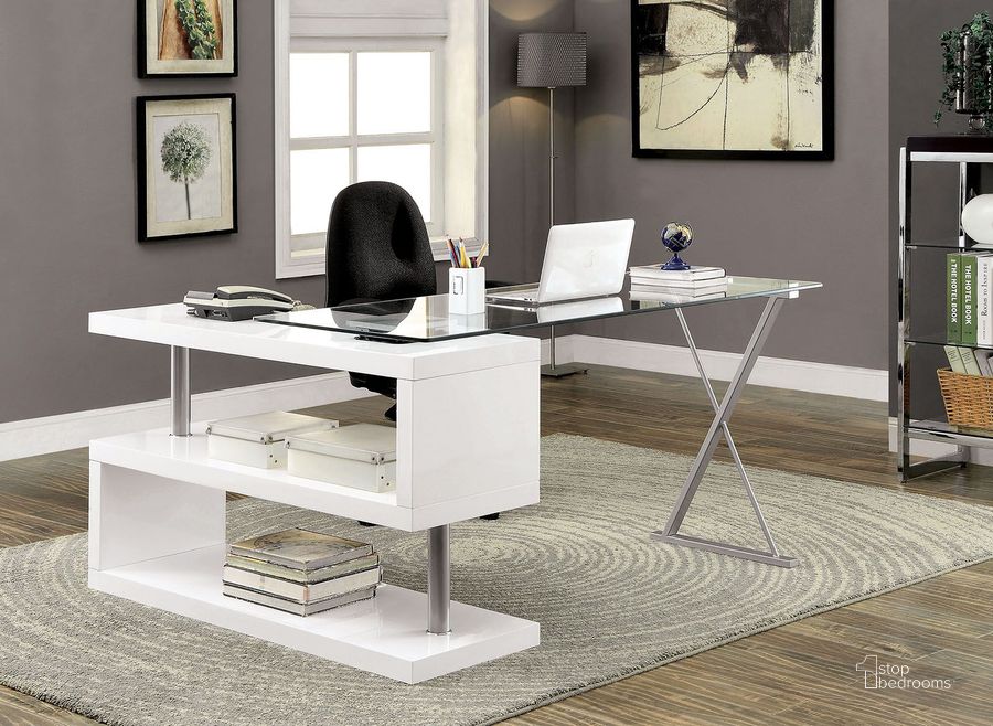 The appearance of Bronwen White Desk designed by Furniture of America in the modern / contemporary interior design. This white piece of furniture  was selected by 1StopBedrooms from Bronwen Collection to add a touch of cosiness and style into your home. Sku: CM-DK6131WH. Material: Glass. Product Type: Desk. Image1