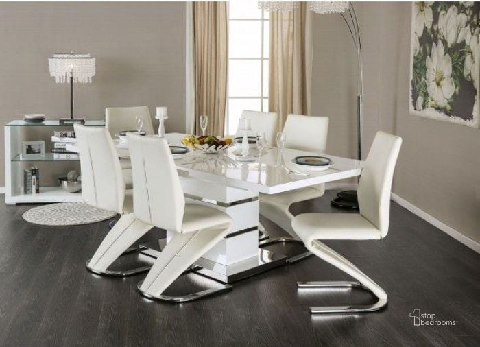 The appearance of Midvale White and Chrome Extendable Rectangular Dining Room Set designed by Furniture of America in the modern / contemporary interior design. This white piece of furniture  was selected by 1StopBedrooms from Midvale Collection to add a touch of cosiness and style into your home. Sku: CM3650T-1;CM3650T-2;CM3650SC-2PK. Table Base Style: Pedestal. Material: Leather. Product Type: Dining Room Set. Table Top Shape: Rectangular. Image1