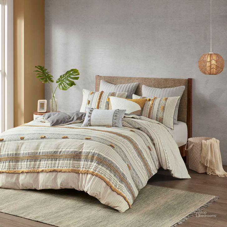 The appearance of Cody Cotton Queen Duvet Cover Set In Gray/Yellow designed by Olliix in the transitional interior design. This gray/yellow piece of furniture  was selected by 1StopBedrooms from Cody Collection to add a touch of cosiness and style into your home. Sku: II12-1118. Bed Size: Queen. Material: Cotton. Product Type: Duvet Cover Set. Image1