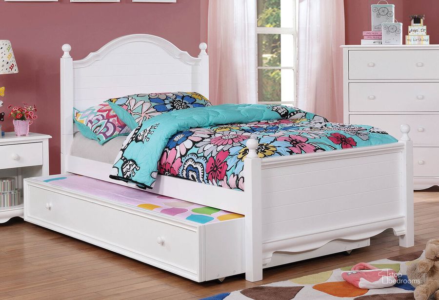 The appearance of Dani Twin Bed In White designed by Furniture of America in the transitional interior design. This white piece of furniture  was selected by 1StopBedrooms from Dani Collection to add a touch of cosiness and style into your home. Sku: CM7159WH-T-HBFB-VN;CM7159WH-T-R-VN. Bed Type: Platform Bed. Material: Wood. Product Type: Platform Bed. Bed Size: Twin. Image1