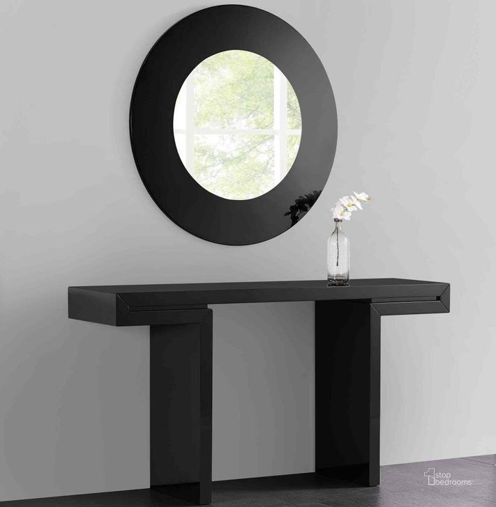 The appearance of Delaney Console In High Black Gloss Lacquer designed by Whiteline Modern Living in the modern / contemporary interior design. This high gloss black piece of furniture  was selected by 1StopBedrooms from Delaney Collection to add a touch of cosiness and style into your home. Sku: CO1408-BLK. Product Type: Console. Image1