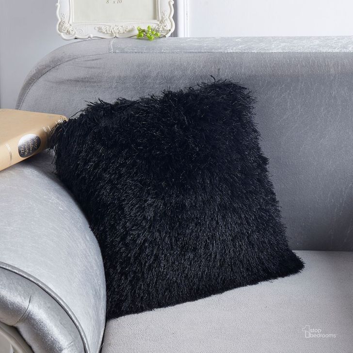 The appearance of Decorative Shaggy Pillow In Black 18 X 18 designed by Amazing Rugs in the modern / contemporary interior design. This black piece of furniture  was selected by 1StopBedrooms from Decorative Collection to add a touch of cosiness and style into your home. Sku: PIL-NS-2020. Material: Polyester. Product Type: Pillow.