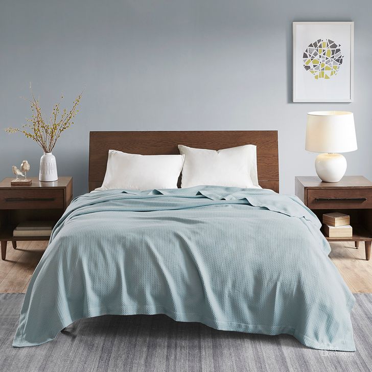 The appearance of Egyptian Cotton Solid King Blanket In Light Blue designed by Olliix in the transitional interior design. This light blue piece of furniture  was selected by 1StopBedrooms from Egyptian Cotton Collection to add a touch of cosiness and style into your home. Sku: MP51N-6189. Bed Size: King. Material: Cotton. Product Type: Throw. Image1