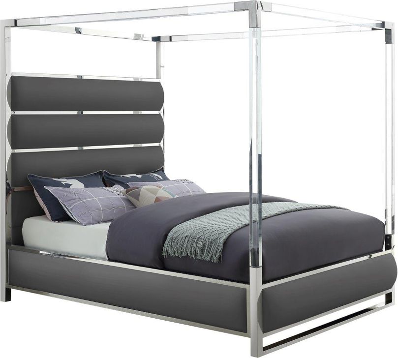 The appearance of Encore Grey Faux Leather King Bed designed by Meridian in the modern / contemporary interior design. This grey faux leather piece of furniture  was selected by 1StopBedrooms from Encore Collection to add a touch of cosiness and style into your home. Sku: EncoreGrey-K-1;EncoreGrey-K-2;EncoreGrey-K-3;EncoreGrey-K-4. Bed Type: Platform Bed. Material: Faux Leather. Product Type: Platform Bed. Bed Size: King. Image1