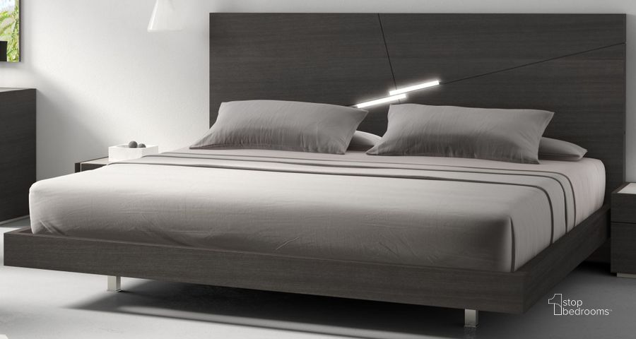 The appearance of Faro Natural Grey Lacquer Queen Platform Bed designed by J&M in the modern / contemporary interior design. This grey piece of furniture  was selected by 1StopBedrooms from Faro Collection to add a touch of cosiness and style into your home. Sku: 1786722-Q. Bed Type: Platform Bed. Material: Wood. Product Type: Platform Bed. Bed Size: Queen. Image1