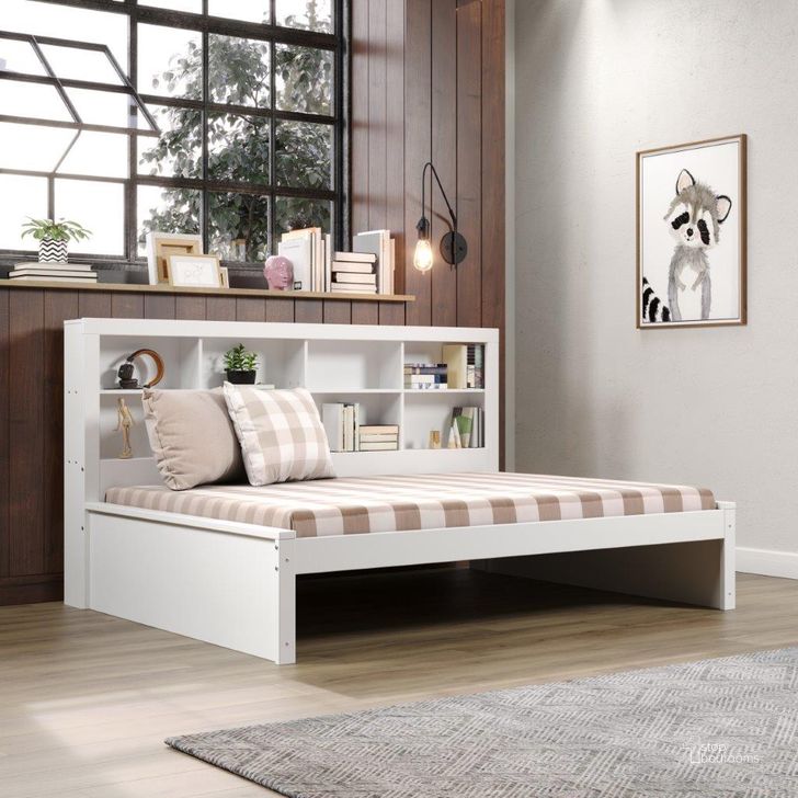 The appearance of Full Bookcase Daybed In White designed by DONCO kids in the modern / contemporary interior design. This white piece of furniture  was selected by 1StopBedrooms from  to add a touch of cosiness and style into your home. Sku: 1733A-FW;1733B-FW. Bed Type: Daybed. Material: Wood. Product Type: DayBed. Bed Size: Full. Image1