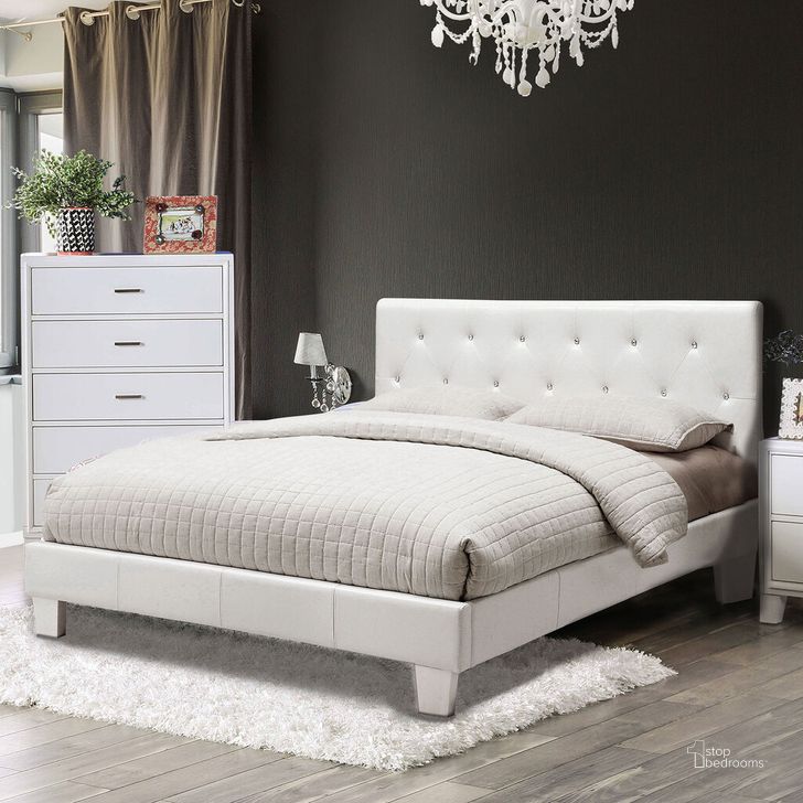 The appearance of Velen Full Bed In White designed by Furniture of America in the modern / contemporary interior design. This white piece of furniture  was selected by 1StopBedrooms from Velen Collection to add a touch of cosiness and style into your home. Sku: CM7949WH-F-HB-VN;CM7949WH-F-FBR-VN. Bed Type: Platform Bed. Material: Wood. Product Type: Platform Bed. Bed Size: Full. Image1