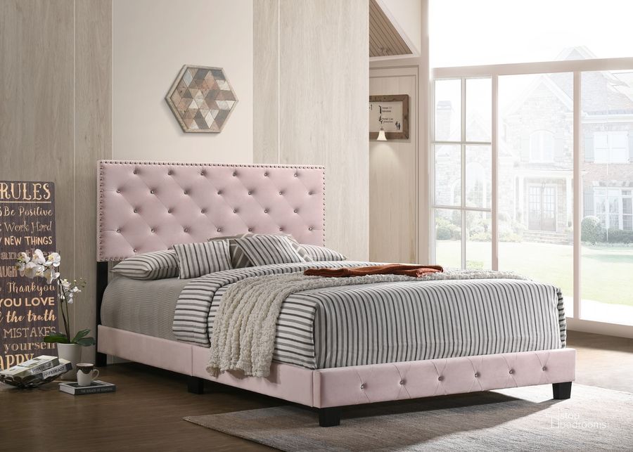 The appearance of Glory Furniture Suffolk Queen Bed, Pink designed by Glory in the modern / contemporary interior design. This pink piece of furniture  was selected by 1StopBedrooms from Suffolk Collection to add a touch of cosiness and style into your home. Sku: G1406-QB-UP-Headboard,Footboard,Rails,Supports,hardware,Assembly Guide. Bed Type: Panel Bed. Material: Wood. Product Type: Panel Bed. Bed Size: Queen. Image1