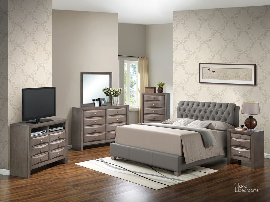 The appearance of Glory Furniture G1505C Bedroom Set in Gray designed by Glory in the transitional interior design. This gray piece of furniture  was selected by 1StopBedrooms from G1505C Collection to add a touch of cosiness and style into your home. Sku: G1505C-TB-UP-Twin Bed  Headboard & Footboard & Rails;G1505-N-Nightstand. Material: Wood. Product Type: Panel Bed. Bed Size: King. Image1