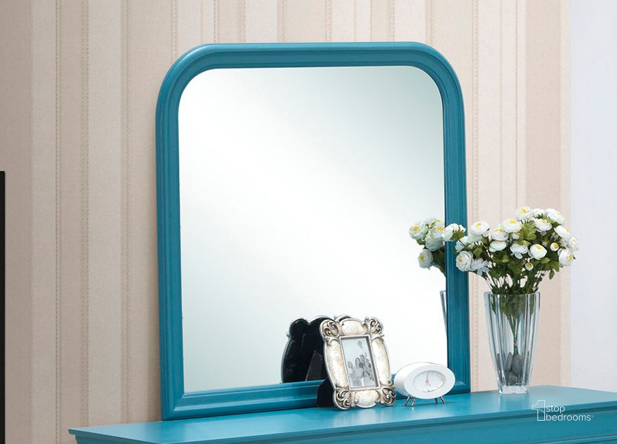 The appearance of Glory Furniture G3180 Mirror in Teal designed by Glory in the traditional interior design. This sky piece of furniture  was selected by 1StopBedrooms from G3180 Collection to add a touch of cosiness and style into your home. Sku: G3180-M-Mirror. Material: Glass. Product Type: Dresser Mirror. Image1