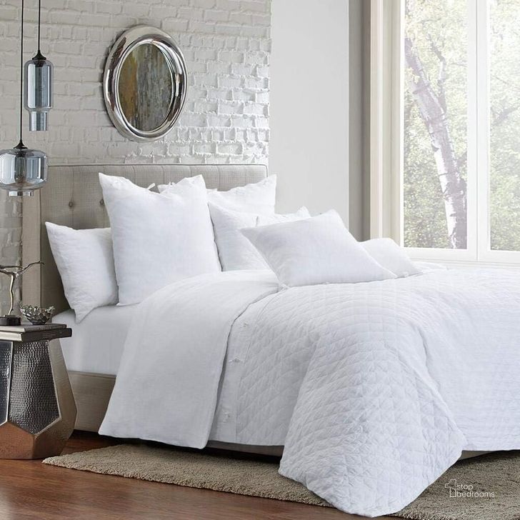 The appearance of Gibson 8 Piece King Duvet Set In White designed by AICO in the modern / contemporary interior design. This white piece of furniture  was selected by 1StopBedrooms from Gibson Collection to add a touch of cosiness and style into your home. Sku: BCS-KD08-GIBSN-WHT. Material: Linen. Product Type: Duvet Set.