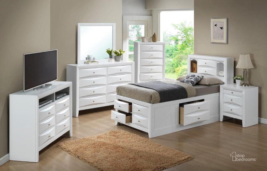 The appearance of Glory Furniture G1570 Storage Bedroom Set in White designed by Glory in the traditional interior design. This cherry piece of furniture  was selected by 1StopBedrooms from G1570 Collection to add a touch of cosiness and style into your home. Sku: G1570G-QSB3-Queen STGE Bed HDBD;G1570G-QSB3-Queen STGE Bed FTBD;G1570G-QSB3-Queen STGE Bed Rails;G1570G-QSB3-Queen STGE Bed Drawers for Rails;G1570G-QSB3-Queen STGE Bed Drawers for FTBD;G1570G-QSB3-Queen STGE Bed Drawers for FTBD;G1570-N-Nightstand. Material: Wood. Product Type: Storage Bed. Bed Size: Queen. Image1