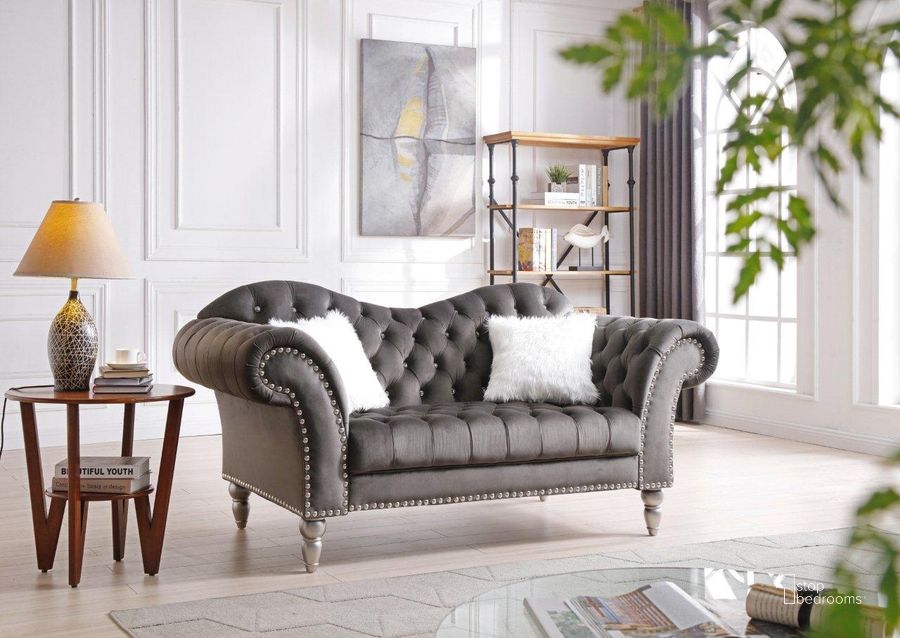 The appearance of Glory Furniture Wilshire G0951A-L Loveseat designed by Glory in the traditional interior design. This dark gray piece of furniture  was selected by 1StopBedrooms from Wilshire Collection to add a touch of cosiness and style into your home. Sku: G0951A-L-Seat and Back;G0951A-L-Arms. Product Type: Loveseat. Image1