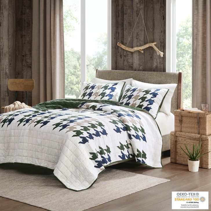 The appearance of Hudson Cotton Percale Printed King Coverlet Mini Set In Green designed by Olliix in the cabin / lodge interior design. This green piece of furniture  was selected by 1StopBedrooms from Hudson Collection to add a touch of cosiness and style into your home. Sku: WR13-3474. Bed Size: King. Material: Cotton. Product Type: Coverlet Set. Image1
