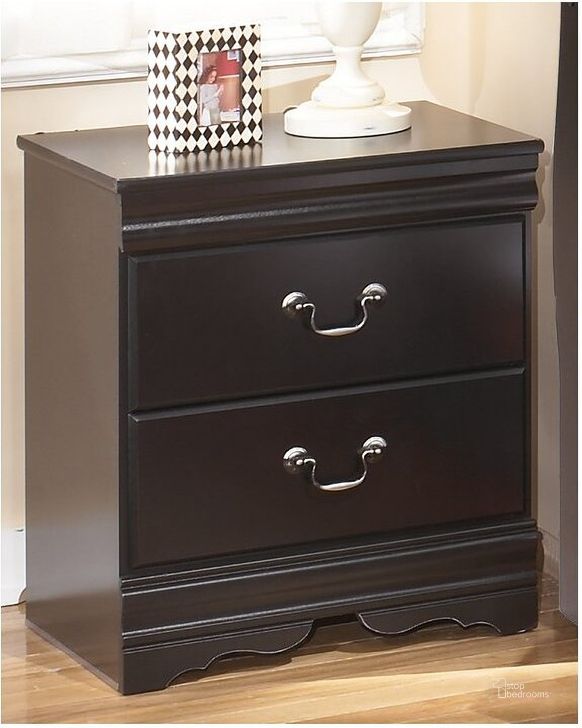The appearance of Huey Vineyard Nightstand designed by Signature Design by Ashley in the traditional interior design. This black piece of furniture  was selected by 1StopBedrooms from Huey Vineyard Collection to add a touch of cosiness and style into your home. Sku: B128-92. Material: Wood. Product Type: Nightstand. Image1