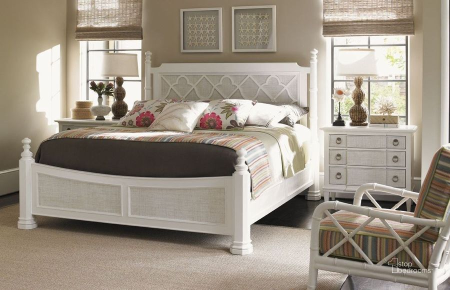 The appearance of Ivory Key Southampton Poster Bedroom Set designed by Tommy Bahama in the transitional interior design. This white piece of furniture  was selected by 1StopBedrooms from Ivory Key Collection to add a touch of cosiness and style into your home. Sku: 01-0543-173C;01-0543-622. Bed Type: Poster Bed. Material: Glass. Product Type: Poster Bed. Bed Size: Queen. Image1