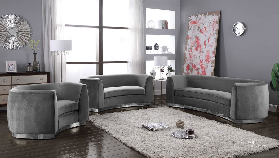 The appearance of Julian Living Room Set (Grey/ Chrome) designed by Meridian in the modern / contemporary interior design. This grey velvet piece of furniture  was selected by 1StopBedrooms from Julian Collection to add a touch of cosiness and style into your home. Sku: 621Grey-S;621Grey-L. Product Type: Living Room Set. Material: Velvet. Image1