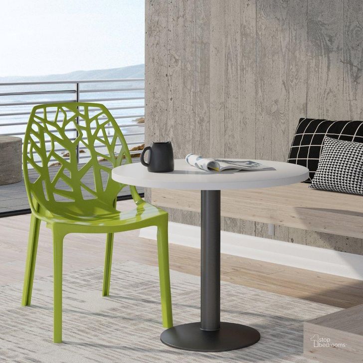 The appearance of LeisureMod Cornelia Green Plastic Dining Chair designed by LeisureMod in the modern / contemporary interior design. This green piece of furniture  was selected by 1StopBedrooms from Cornelia Collection to add a touch of cosiness and style into your home. Sku: C18SG. Product Type: Dining Chair. Material: Plastic. Image1