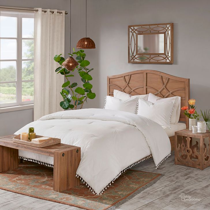 The appearance of Lillian Cotton Queen Comforter Set In Ivory designed by Olliix in the transitional interior design. This ivory piece of furniture  was selected by 1StopBedrooms from Lillian Collection to add a touch of cosiness and style into your home. Sku: MP10-5860. Material: Polyester. Bed Size: Queen. Product Type: Comforter Set. Image1