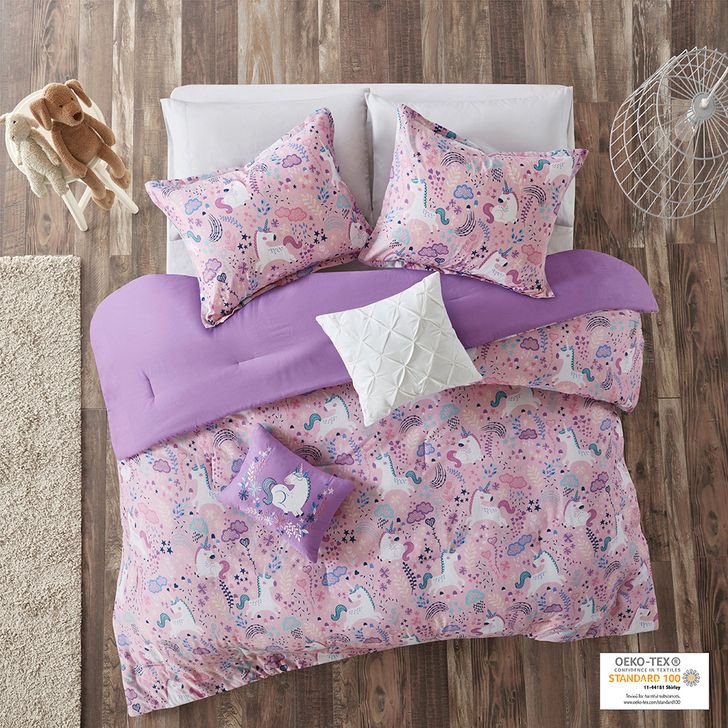 The appearance of Lola Cotton Printed 5Pcs Queen Comforter Set In Pink designed by Olliix in the transitional interior design. This pink piece of furniture  was selected by 1StopBedrooms from Lola Collection to add a touch of cosiness and style into your home. Sku: UHK10-0099. Material: Polyester. Bed Size: Queen. Product Type: Comforter Set. Image1