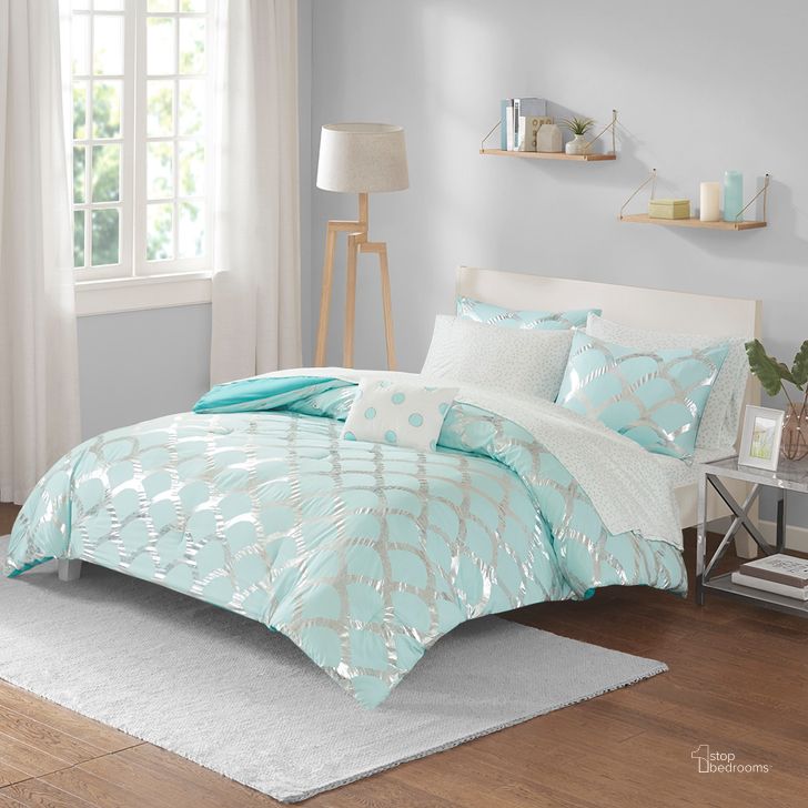 The appearance of Lorna Polyester Brushed Microfiber Metallic Printed 8Pcs Complete Bed And Queen Sheet Set In Aqua designed by Olliix in the modern / contemporary interior design. This aqua piece of furniture  was selected by 1StopBedrooms from Lorna Collection to add a touch of cosiness and style into your home. Sku: ID10-1575. Material: Polyester. Bed Size: Queen. Product Type: Comforter Set. Image1