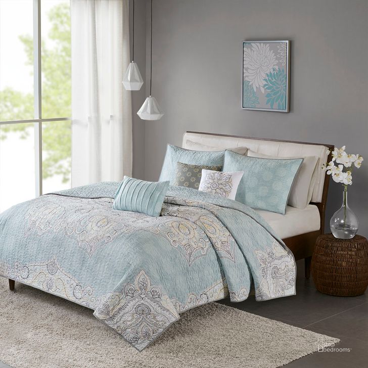 The appearance of Lucinda Cotton Reversible Sateen Printed 6Pcs King Coverlet Set In Seafoam designed by Olliix in the modern / contemporary interior design. This seafoam piece of furniture  was selected by 1StopBedrooms from Lucinda Collection to add a touch of cosiness and style into your home. Sku: MP13-5271. Material: Polyester. Bed Size: King. Product Type: Coverlet Set. Image1