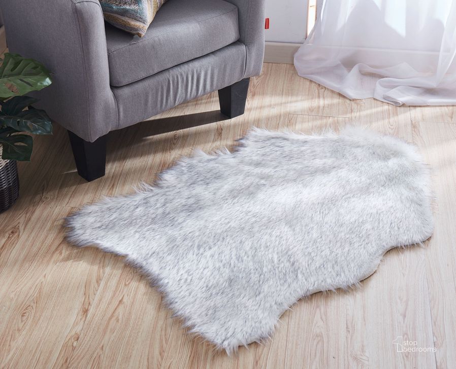 The appearance of Luxury Decorative Gray Sheepskin Small Faux Fur Rug designed by Amazing Rugs in the modern / contemporary interior design. This gray piece of furniture  was selected by 1StopBedrooms from Luxury Decorative Collection to add a touch of cosiness and style into your home. Sku: SSG07100. Product Type: Rug. Material: Acrylic. Image1