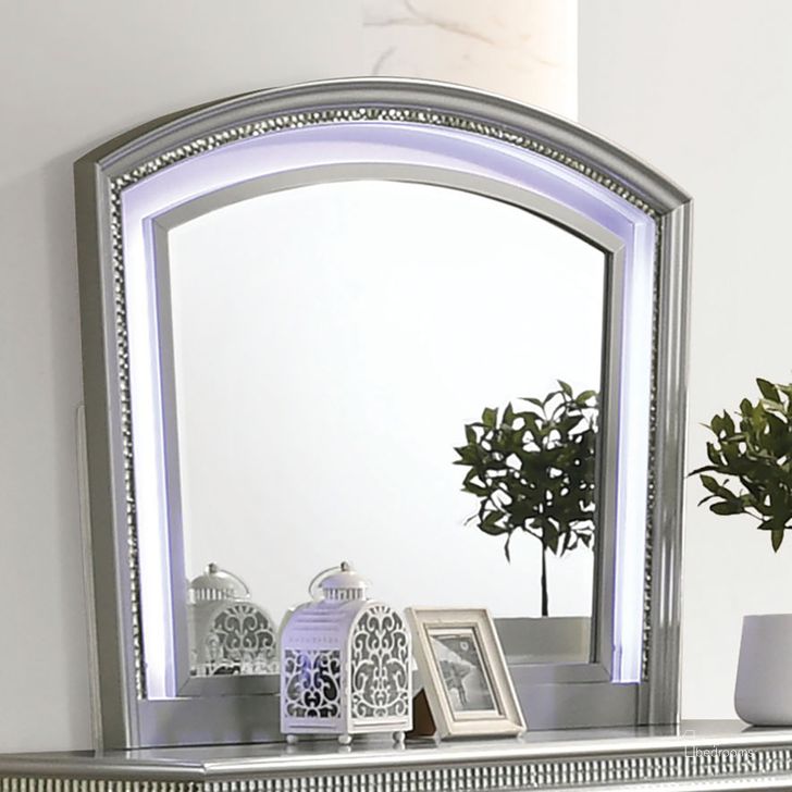 The appearance of Maddie Mirror In Silver designed by Furniture of America in the modern / contemporary interior design. This silver piece of furniture  was selected by 1StopBedrooms from Maddie Collection to add a touch of cosiness and style into your home. Sku: CM7899SV-M. Material: Wood. Product Type: Accent Mirror. Image1