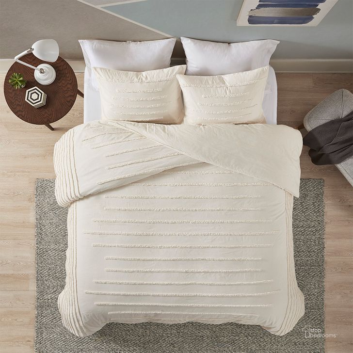 The appearance of Mercer Cotton King Duvet Cover Set In Ivory designed by Olliix in the modern / contemporary interior design. This ivory piece of furniture  was selected by 1StopBedrooms from Mercer Collection to add a touch of cosiness and style into your home. Sku: UH12-2320. Bed Size: King. Material: Cotton. Product Type: Duvet Cover Set. Image1