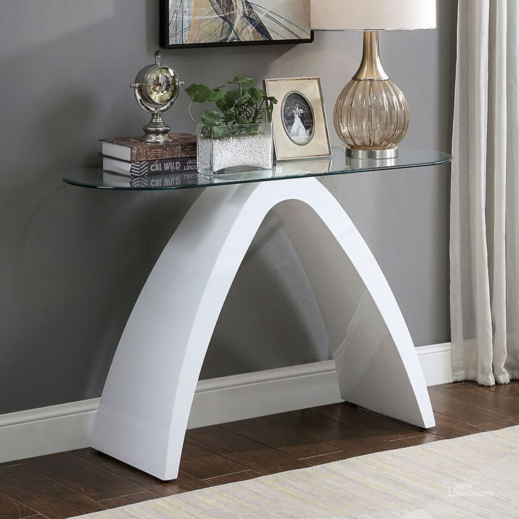 The appearance of Nahara Sofa Table In White designed by Furniture of America in the modern / contemporary interior design. This white piece of furniture  was selected by 1StopBedrooms from Nahara Collection to add a touch of cosiness and style into your home. Sku: FOA4042WH-S-1;FOA4042WH-S-2. Material: Glass. Product Type: Sofa Table. Image1