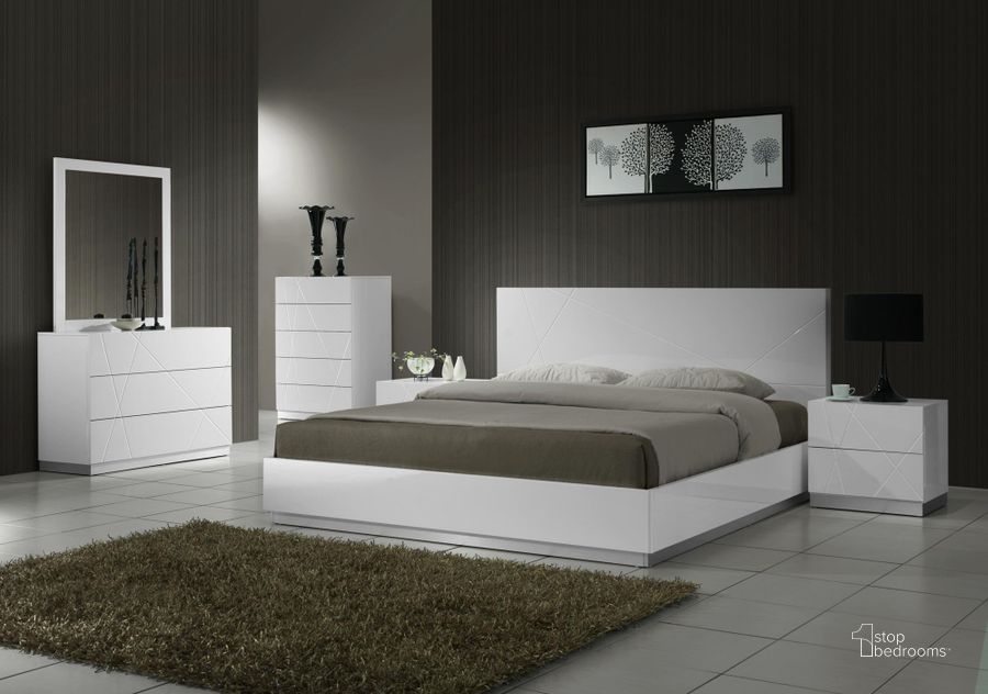 The appearance of Naples White Lacquer Youth Platform Bedroom Set designed by J&M in the modern / contemporary interior design. This white piece of furniture  was selected by 1StopBedrooms from Naples Collection to add a touch of cosiness and style into your home. Sku: 17686-T;17686-NS. Bed Type: Platform Bed. Material: Wood. Product Type: Platform Bed. Bed Size: Twin. Image1