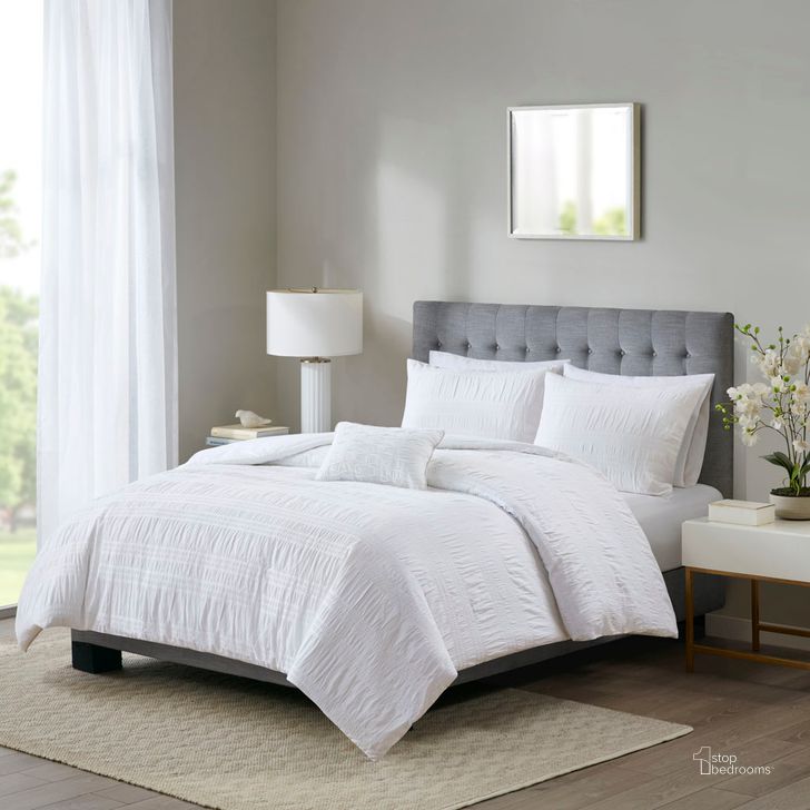 The appearance of Nicolette 4 Piece Cotton Seersucker Queen Duvet Cover Set In White designed by Olliix in the transitional interior design. This white piece of furniture  was selected by 1StopBedrooms from Nicolette Collection to add a touch of cosiness and style into your home. Sku: MP12-4396. Bed Size: Queen. Material: Cotton. Product Type: Duvet Cover Set. Image1