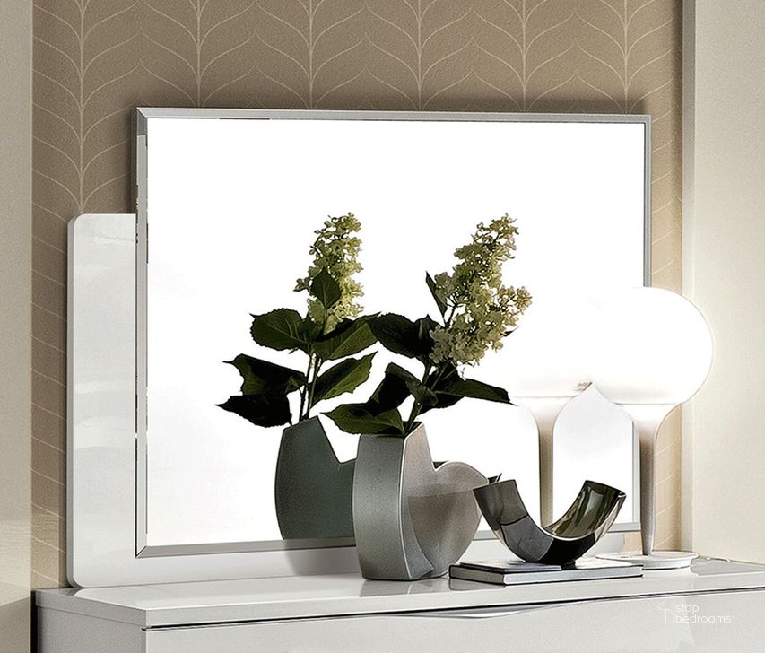 The appearance of Onda Mirror (White) designed by ESF in the modern / contemporary interior design. This white piece of furniture  was selected by 1StopBedrooms from Onda Collection to add a touch of cosiness and style into your home. Sku: ONDAMIRRORWHITE. Material: MDF. Product Type: Dresser Mirror.