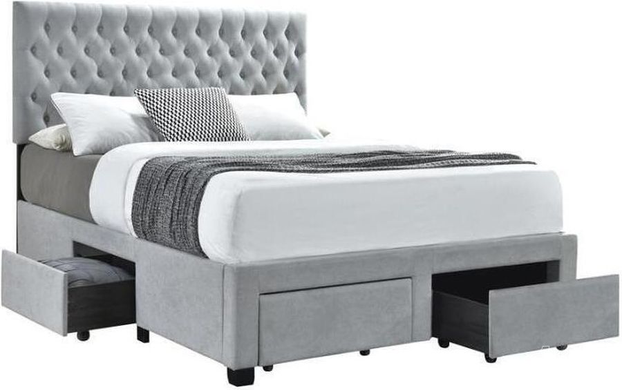 The appearance of Orangeley Light Gray King Storage Bed designed by Luxe Linea in the modern / contemporary interior design. This light gray piece of furniture  was selected by 1StopBedrooms from Orangeley Collection to add a touch of cosiness and style into your home. Sku: 305878KEB1;305878KEB2. Bed Type: Storage Bed. Material: Wood. Product Type: Storage Bed. Bed Size: King. Image1
