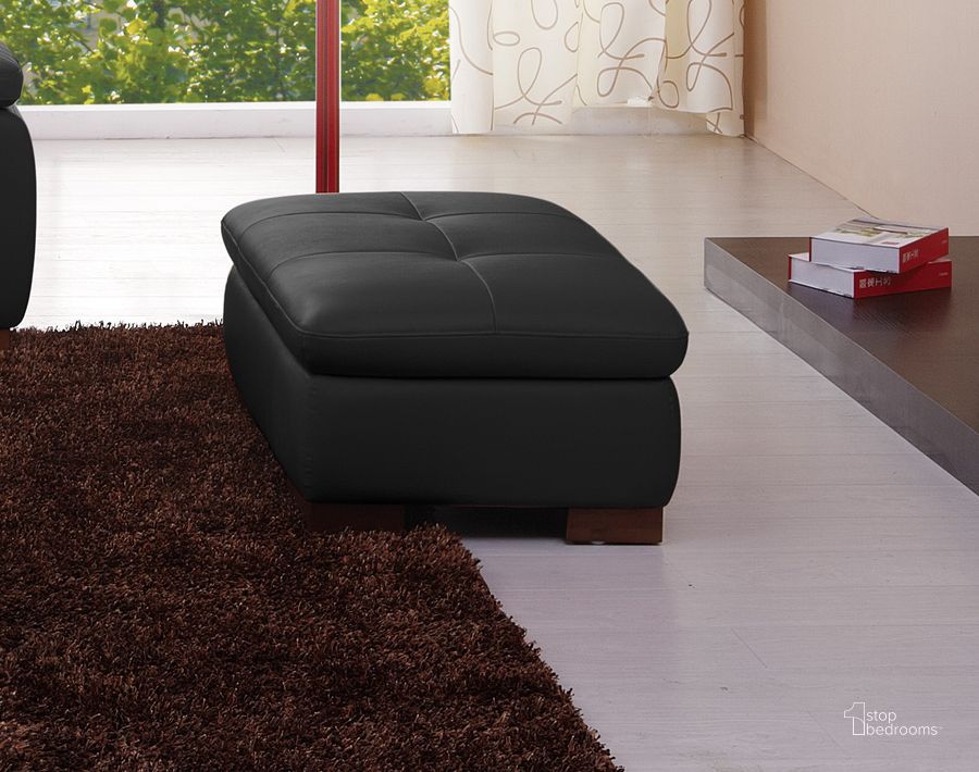 The appearance of JandM Furniture 625 Italian Leather Ottoman in Black 17544311331 Ott designed by J&M in the modern / contemporary interior design. This black piece of furniture  was selected by 1StopBedrooms from 625 Collection to add a touch of cosiness and style into your home. Sku: 17544311331-OTT. Material: Leather. Product Type: Ottoman. Image1