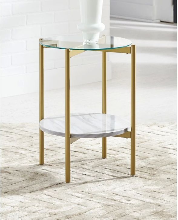 The appearance of Pipers Cove White/Gold End Table 0qd24312938 designed by Isaac Tahari in the transitional interior design. This white/gold piece of furniture  was selected by 1StopBedrooms from Pipers Cove Collection to add a touch of cosiness and style into your home. Sku: T192-6. Material: Glass. Product Type: End Table. Image1