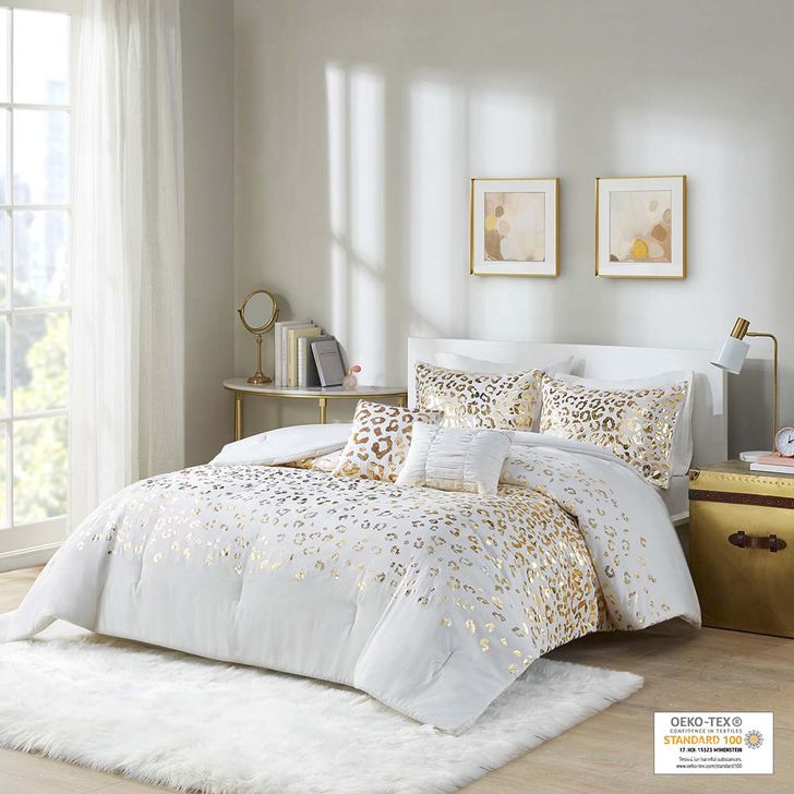 The appearance of Polyester Brushed 5 Pcs King Comforter Set In Ivory/Gold designed by Olliix in the transitional interior design. This ivory/gold piece of furniture  was selected by 1StopBedrooms from Lillie Collection to add a touch of cosiness and style into your home. Sku: ID10-1963. Material: Metal. Bed Size: King. Product Type: Comforter Set. Image1