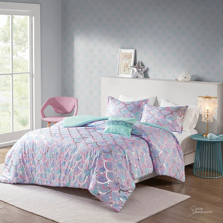The appearance of Polyester Metallic Printed Queen Comforter Set In Aqua/Purple designed by Olliix in the modern / contemporary interior design. This aqua/purple piece of furniture  was selected by 1StopBedrooms from Pearl Collection to add a touch of cosiness and style into your home. Sku: MZ10-0592. Material: Polyester. Bed Size: Queen. Product Type: Comforter Set. Image1