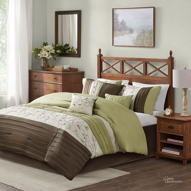The appearance of Polyester Polyoni Solid 7Pcs Queen Comforter Set In Green designed by Olliix in the transitional interior design. This green piece of furniture  was selected by 1StopBedrooms from Serene Collection to add a touch of cosiness and style into your home. Sku: MP10-636. Material: Polyester. Bed Size: Queen. Product Type: Comforter Set. Image1