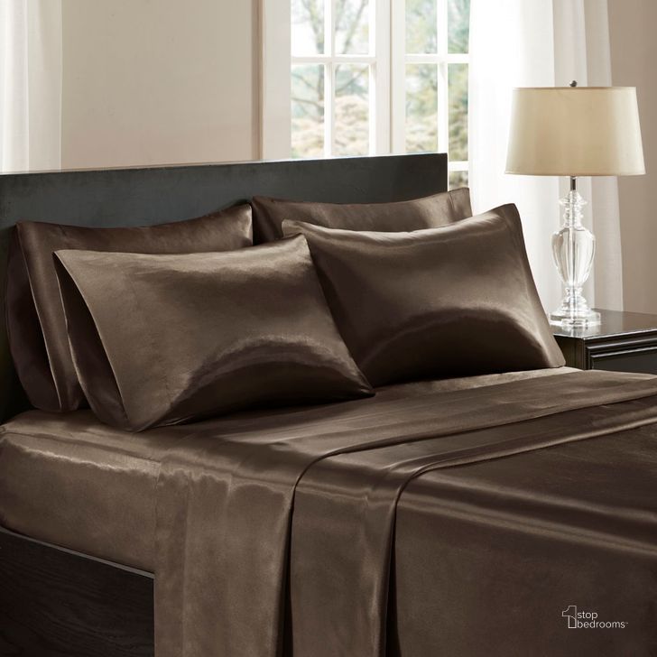 The appearance of Polyester Satin Solid Full Sheet Set In Chocolate designed by Olliix in the transitional interior design. This chocolate piece of furniture  was selected by 1StopBedrooms from Satin Collection to add a touch of cosiness and style into your home. Sku: SHET20-181. Material: Polyester. Bed Size: Full. Product Type: Bed Sheet. Image1