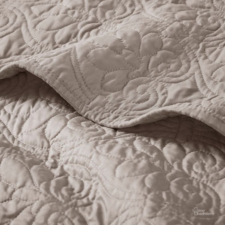 The appearance of Quebec Polyester Microfiber Oversized Quilted Throw In Khaki designed by Olliix in the traditional interior design. This khaki piece of furniture  was selected by 1StopBedrooms from Quebec Collection to add a touch of cosiness and style into your home. Sku: MP50-2984. Material: Polyester. Product Type: Throw. Image1