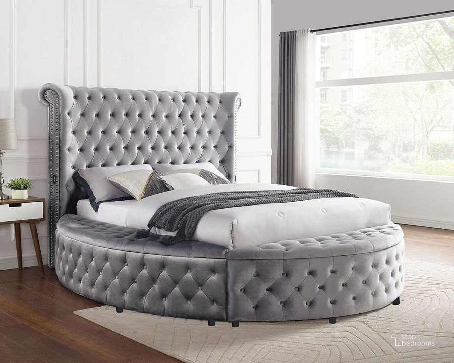 The appearance of Sansom Queen Bed In Gray designed by Furniture of America in the glam interior design. This gray piece of furniture  was selected by 1StopBedrooms from Sansom Collection to add a touch of cosiness and style into your home. Sku: CM7178GY-Q-1;CM7178GY-Q-2. Bed Type: Platform Bed. Material: Fabric. Product Type: Platform Bed. Bed Size: Queen. Image1