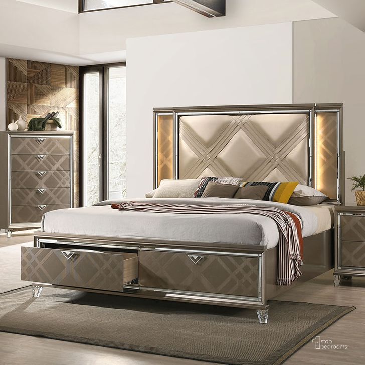 The appearance of Skylar Storage Bed (Queen) designed by ACME in the modern / contemporary interior design. This champagne piece of furniture  was selected by 1StopBedrooms from Skylar Collection to add a touch of cosiness and style into your home. Sku: 25320Q-HB;25321Q-FB;25322Q-DRW;25322Q-R. Bed Type: Storage Bed. Material: Wood. Product Type: Storage Bed. Bed Size: Queen. Image1