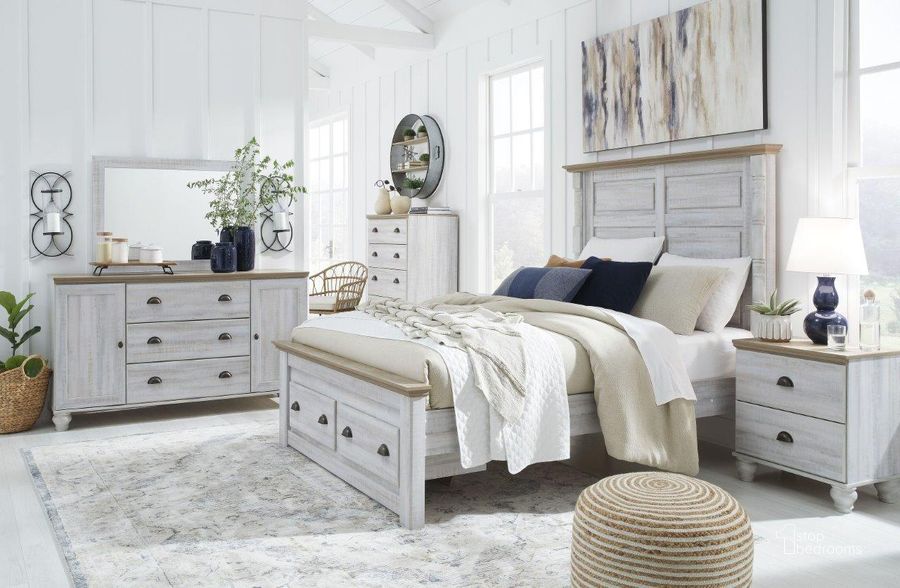 The appearance of Stonefield Two-tone Panel Bed Bedroom Set 0qd24401064 designed by Versailles Home in the traditional interior design. This two-tone piece of furniture  was selected by 1StopBedrooms from Stonefield Collection to add a touch of cosiness and style into your home. Sku: B1512-54S;B1512-57;B1512-98;B1512-61;B1512-92. Bed Type: Storage Bed. Material: Wood. Product Type: Storage Bed. Bed Size: Queen. Image1