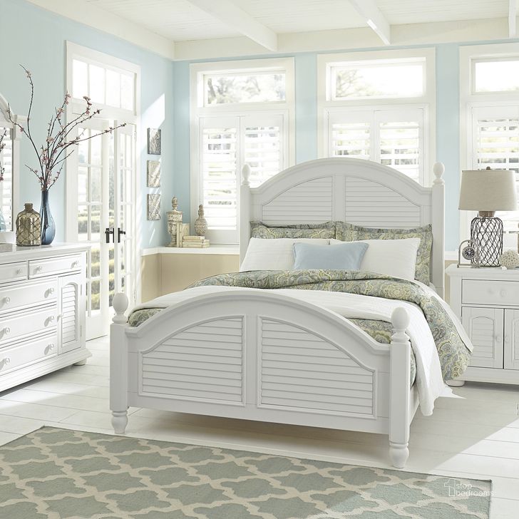 The appearance of Summer House Oyster White Queen Poster Bedroom Set designed by Liberty in the modern / contemporary interior design. This white piece of furniture  was selected by 1StopBedrooms from Summer House Collection to add a touch of cosiness and style into your home. Sku: 607-BR01;607-BR02;607-BR90;607-BR61. Bed Type: Poster Bed. Material: Wood. Product Type: Poster Bed. Bed Size: Queen. Image1
