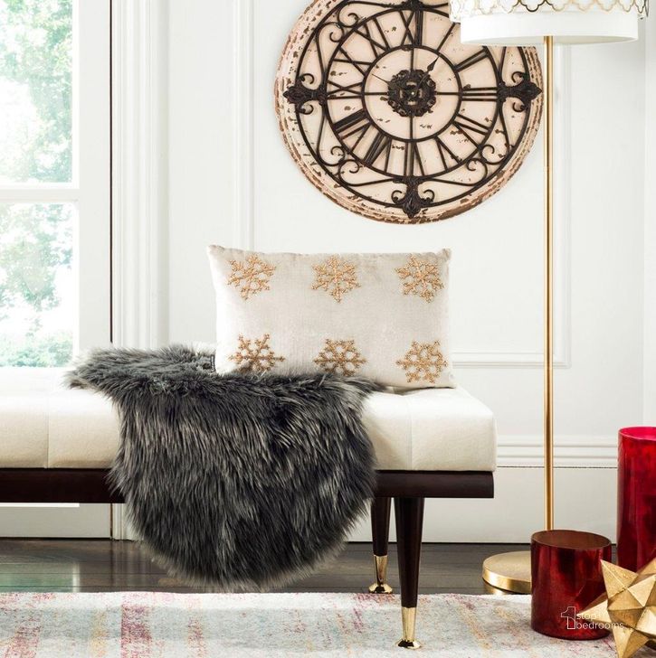 The appearance of Sydnee Snowflake Pillow PLS885B-1220 designed by Safavieh in the modern / contemporary interior design. This gold and beige piece of furniture  was selected by 1StopBedrooms from Sydnee Collection to add a touch of cosiness and style into your home. Sku: PLS885B-1220. Material: Cotton. Product Type: Pillows and Throw. Image1