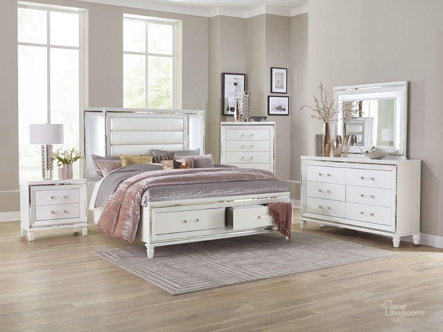 The appearance of Tamsin White Metallic Storage Platform Bedroom Set designed by Homelegance in the transitional interior design. This white piece of furniture  was selected by 1StopBedrooms from Tamsin Collection to add a touch of cosiness and style into your home. Sku: 1616W-1;1616W-2;1616W-3;1616W-4. Bed Type: Storage Bed. Material: Wood. Product Type: Storage Bed. Bed Size: Queen. Image1
